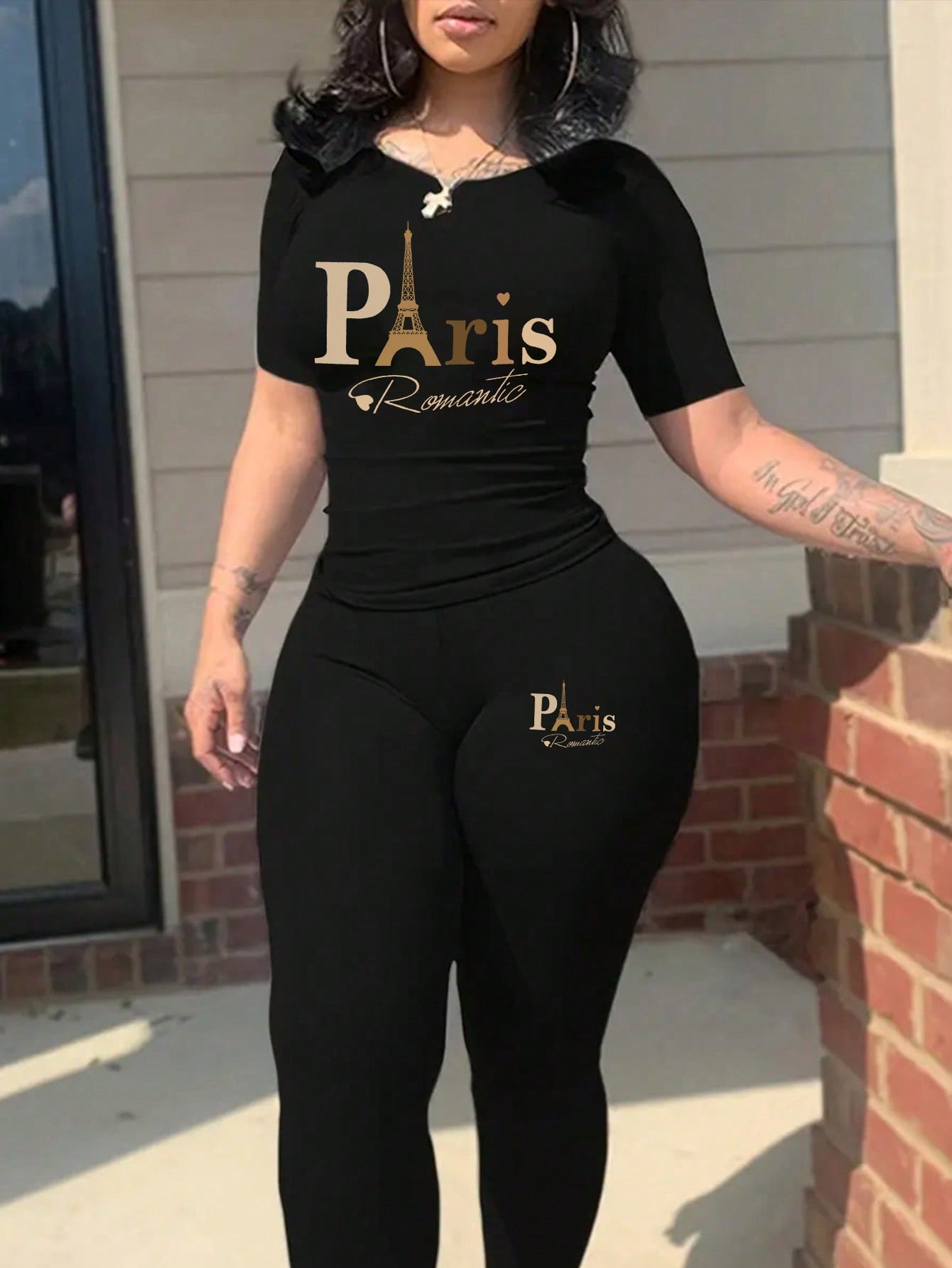 طقم نسائي جديد لعام 2026 بطباع - مراجعة Women'S Fashion Paris وسعره