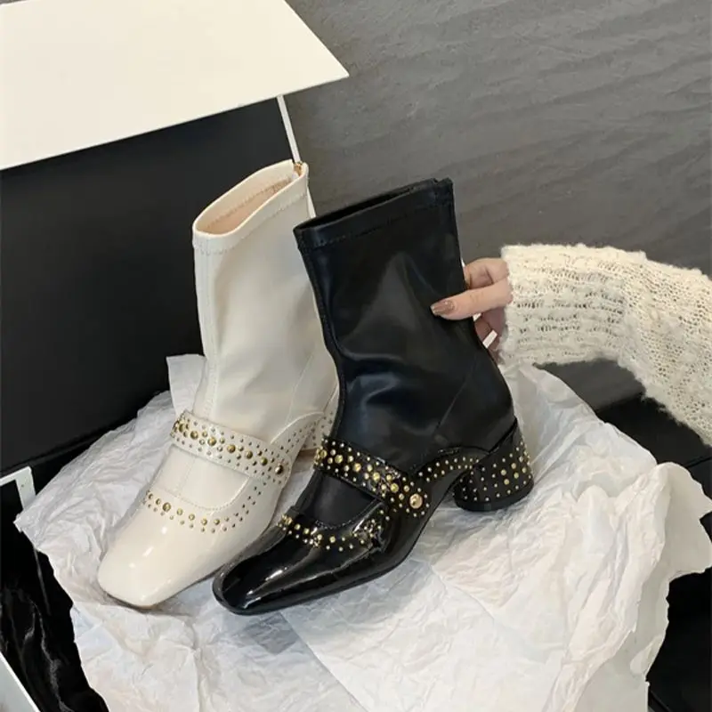 الأبيض حذاء من الجلد للمرأة بر - مراجعة Women'S Fashion Trends Fall 2025 وسعره
