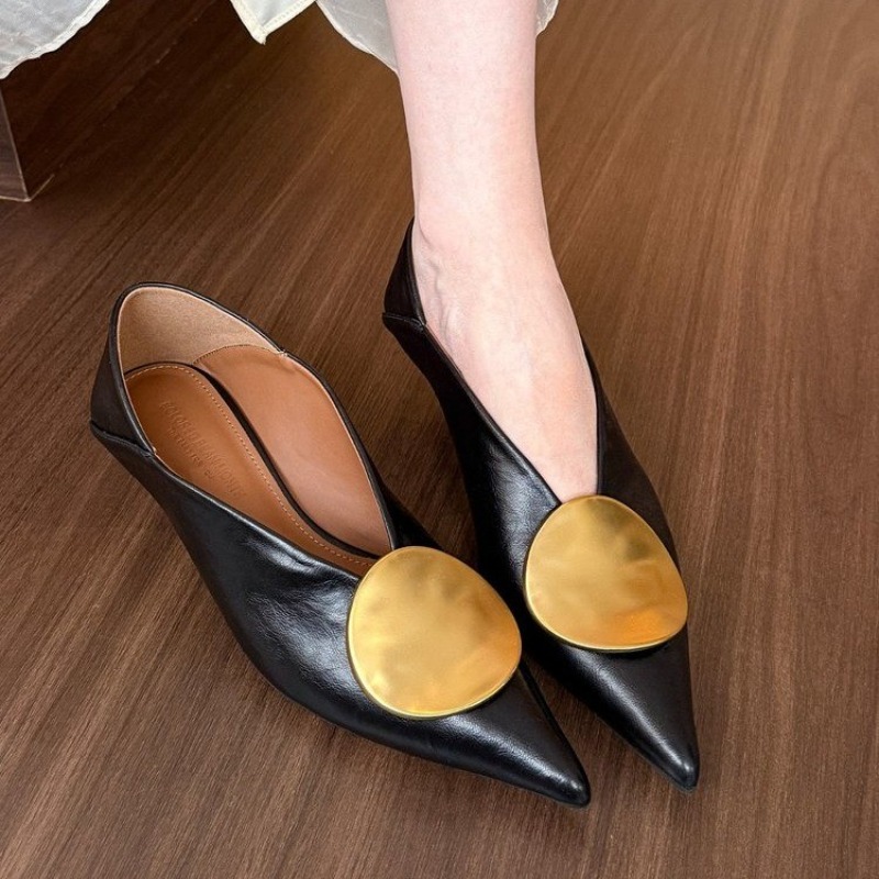 أحذية نسائية لربيع وصيف 2025 ب - مراجعة Women'S Fashion For 2025 وسعره