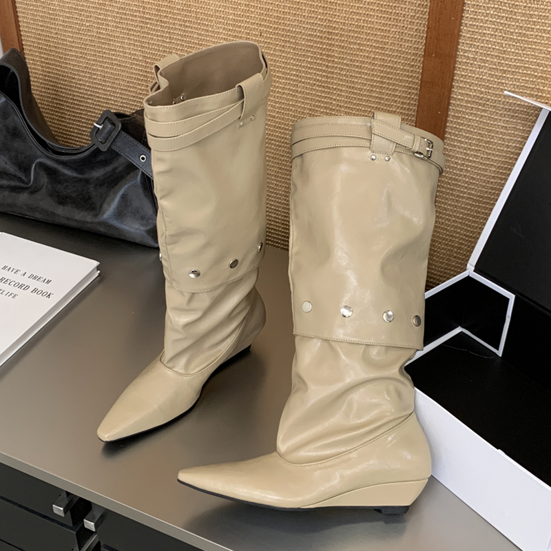أحذية إيليكين الجديدة العصرية  - مراجعة Winter Fashion Women Boots وسعره